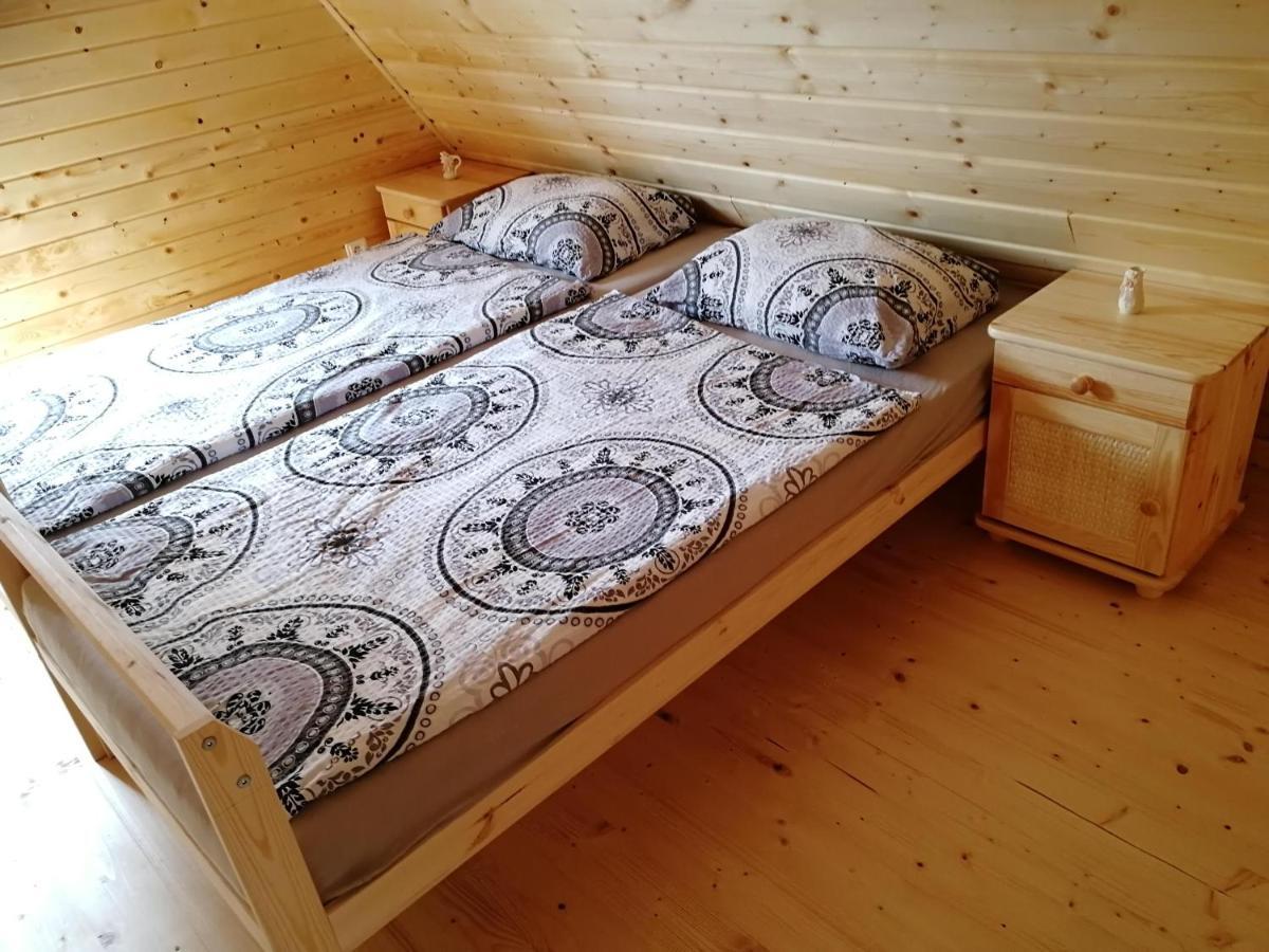Chatka Vo Vysokych Tatrach Tatranska Strba Bagian luar foto
